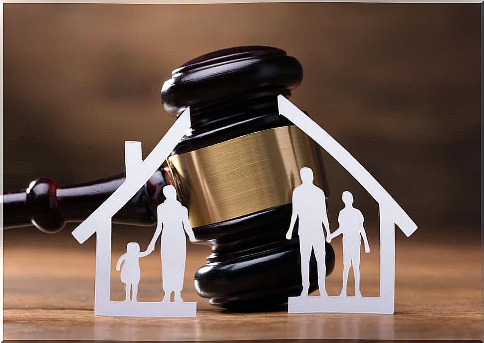 How to choose a family lawyer?
