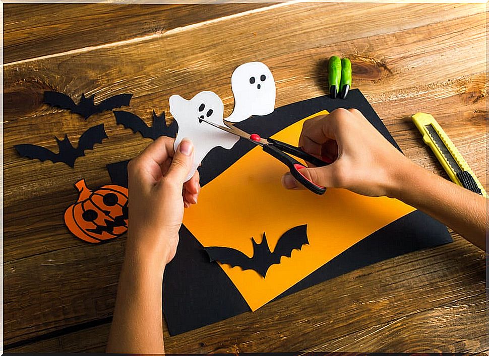 Terrifyingly fun Halloween crafts