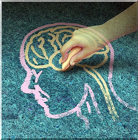 Neuroeducation in the classroom suggests prioritizing practice to motivate students.